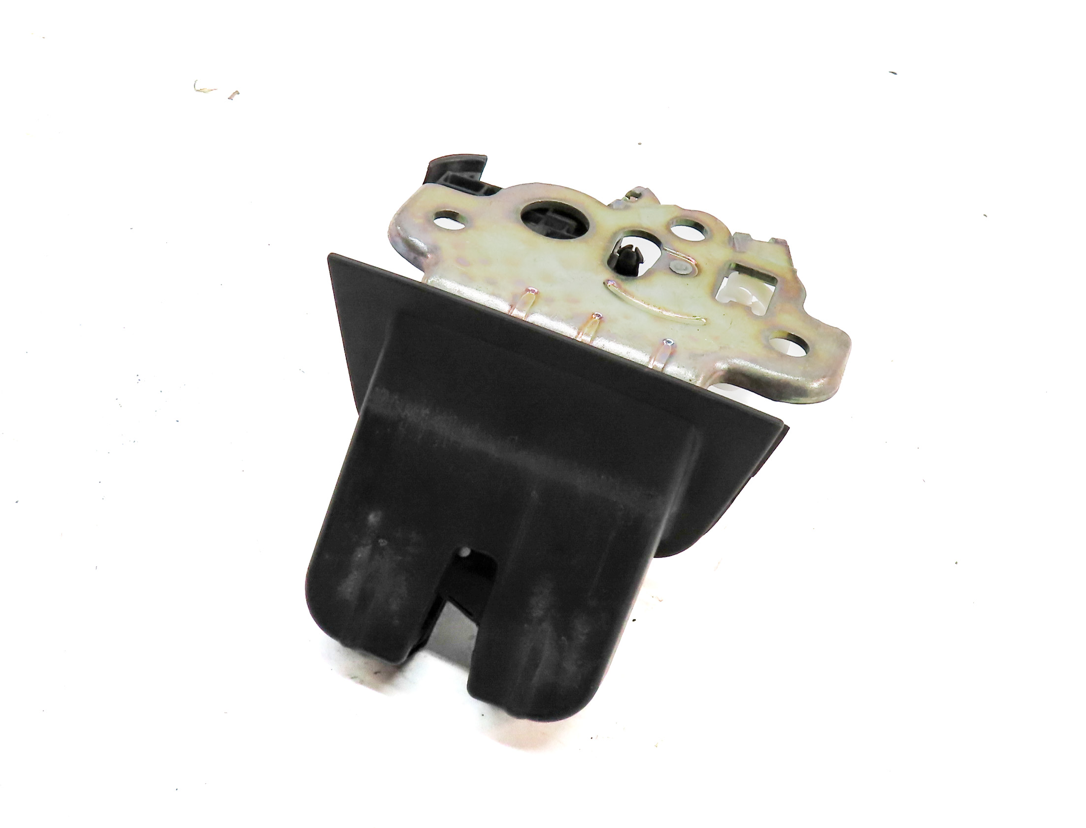 2013 AUDI Q7 (4L) REAR TRUNK LIFTGATE HATCH LID LOCK LATCH ACTUATOR — exact item pictured